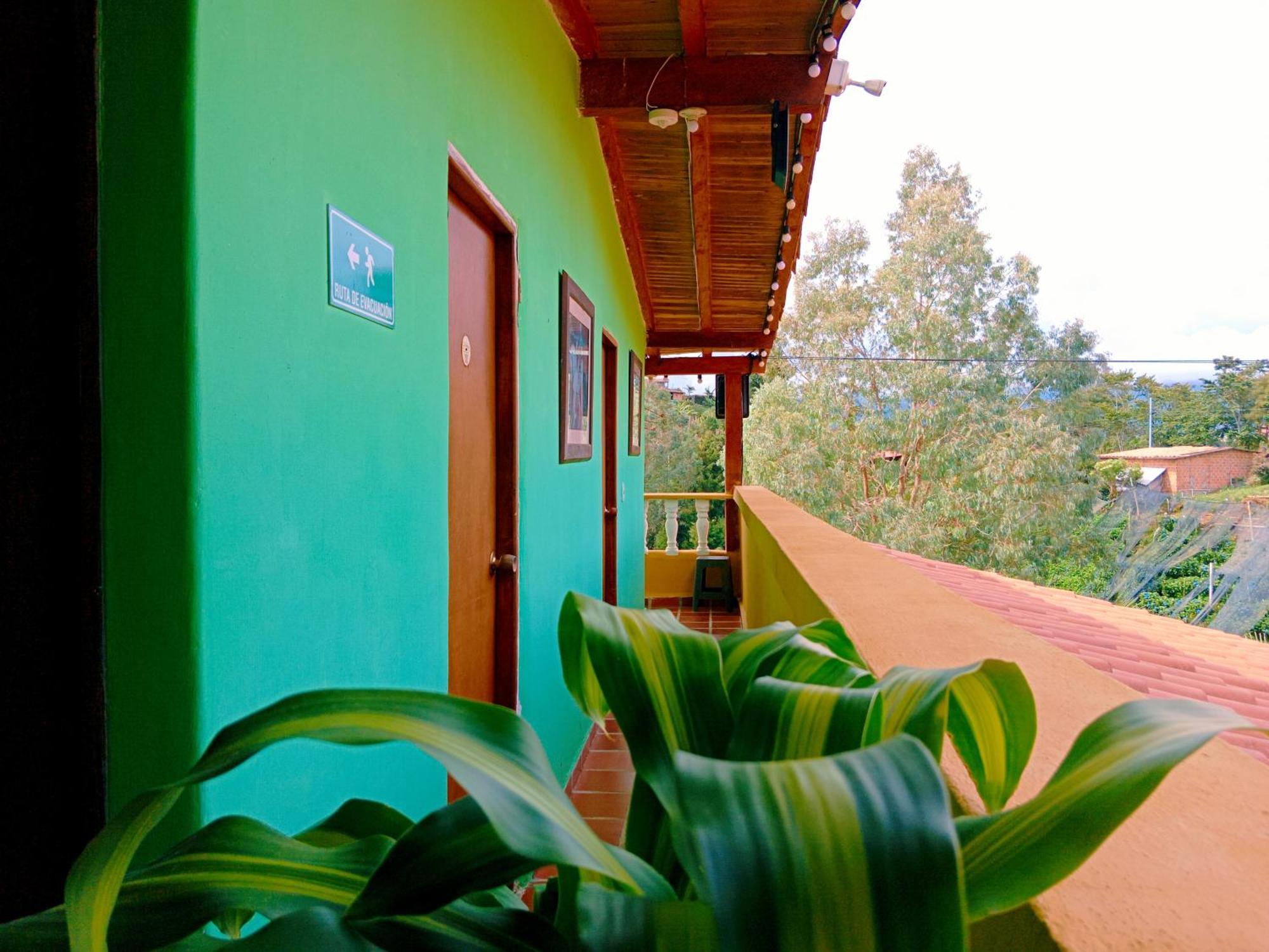 Vista Hermosa Eco Hostal Carmen de Viboral Chambre photo